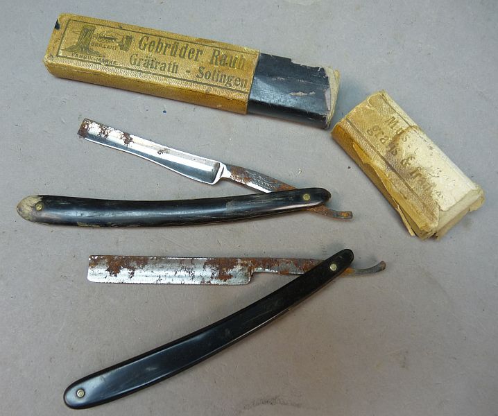 2 vintage schermessen met doosje